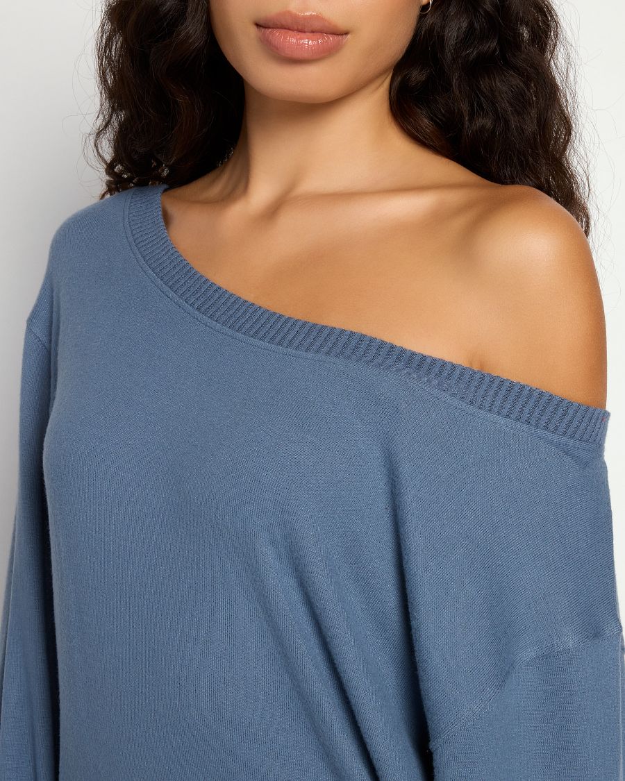 Brooklyn Off The Shoulder Pullover