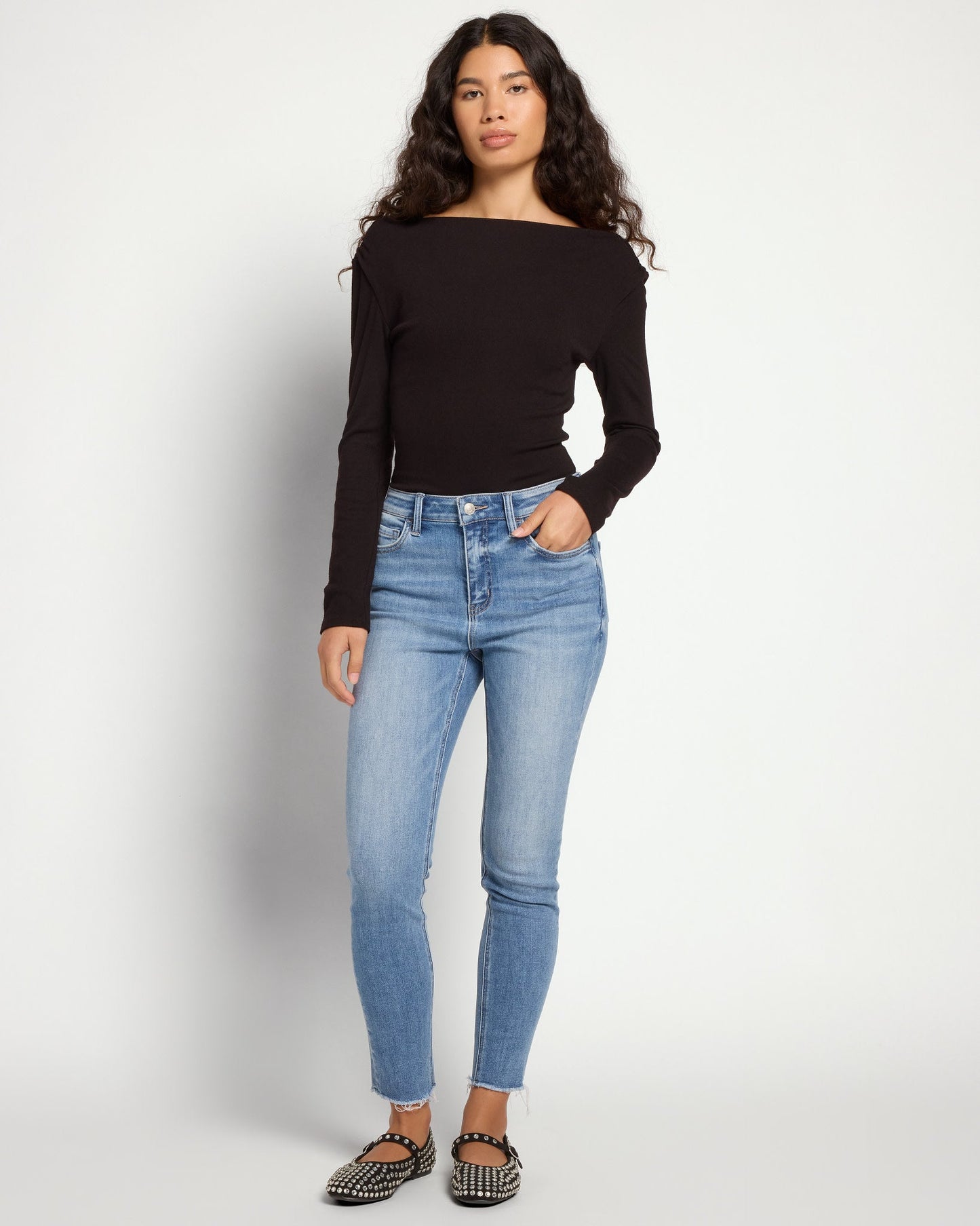 Mid Rise Crop Skinny Jeans