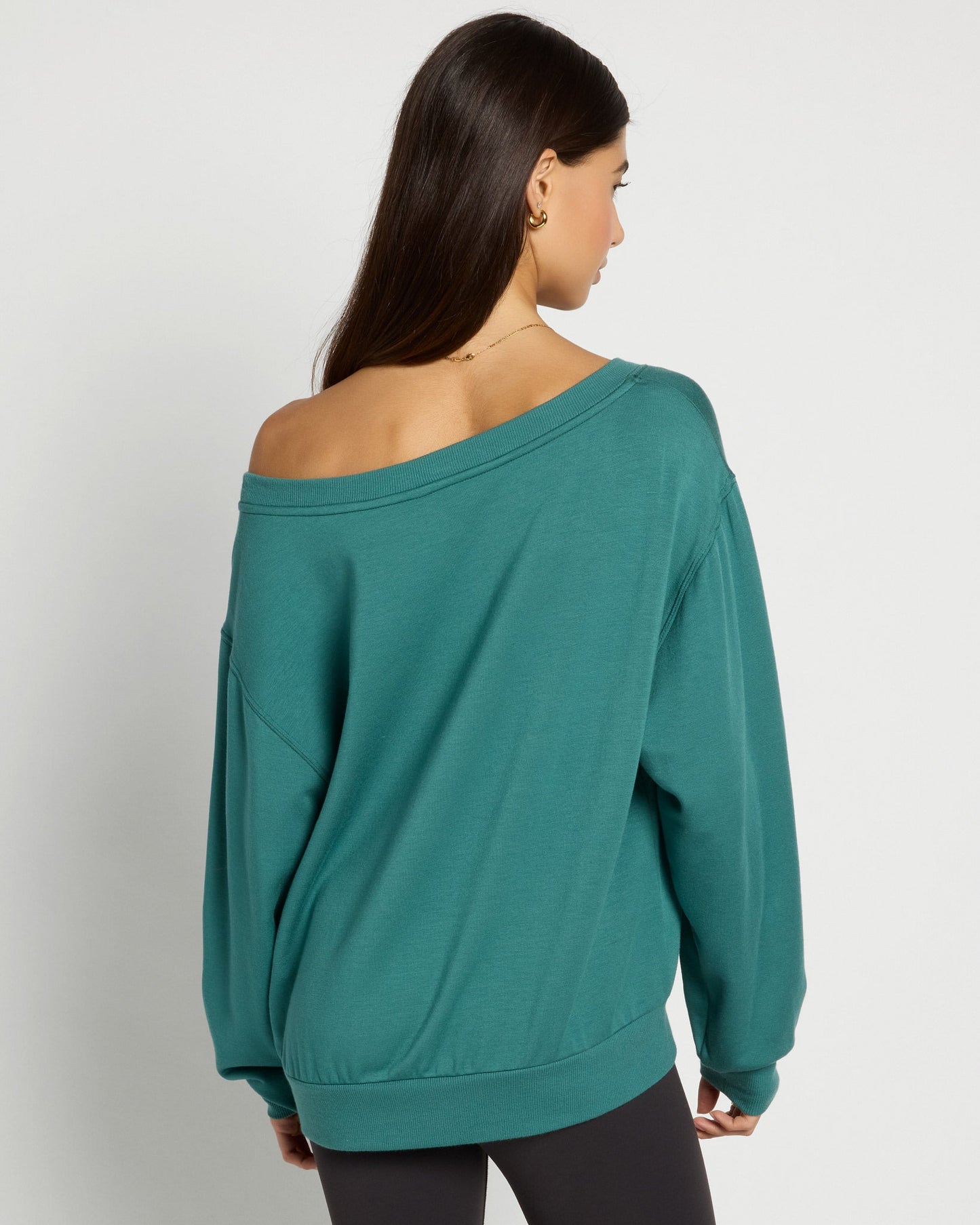 Flex Fleece One Shoulder Pullover