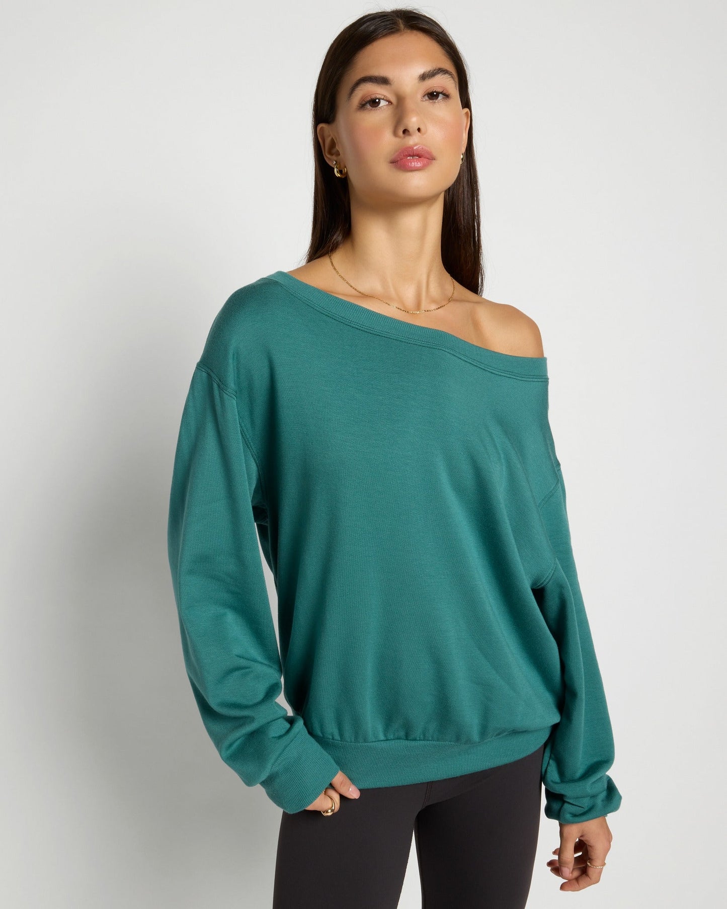 Flex Fleece One Shoulder Pullover