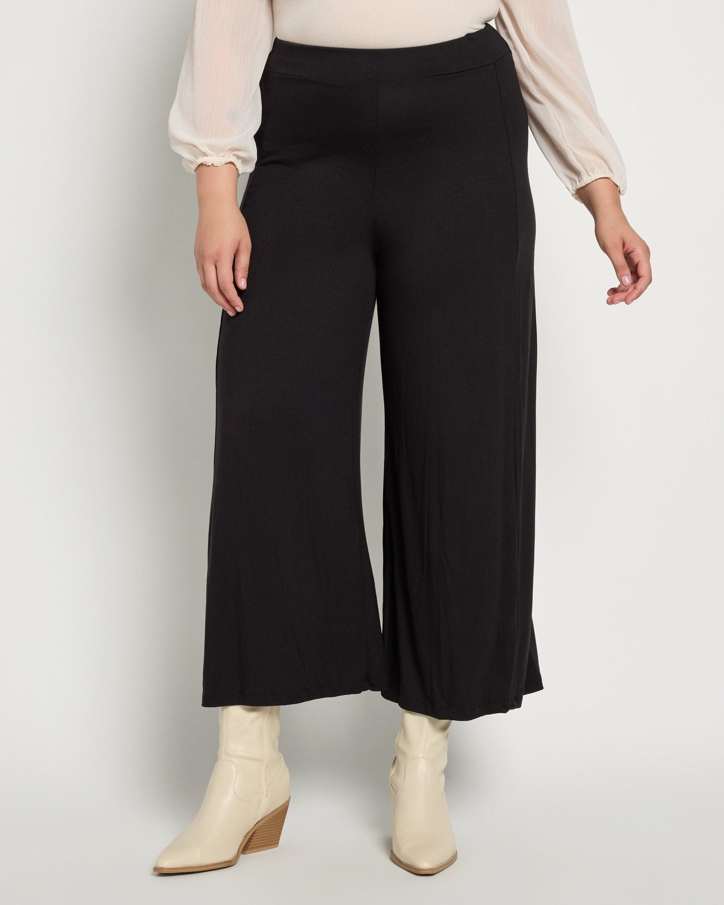 Plus Size Super Soft Wide Leg Pant