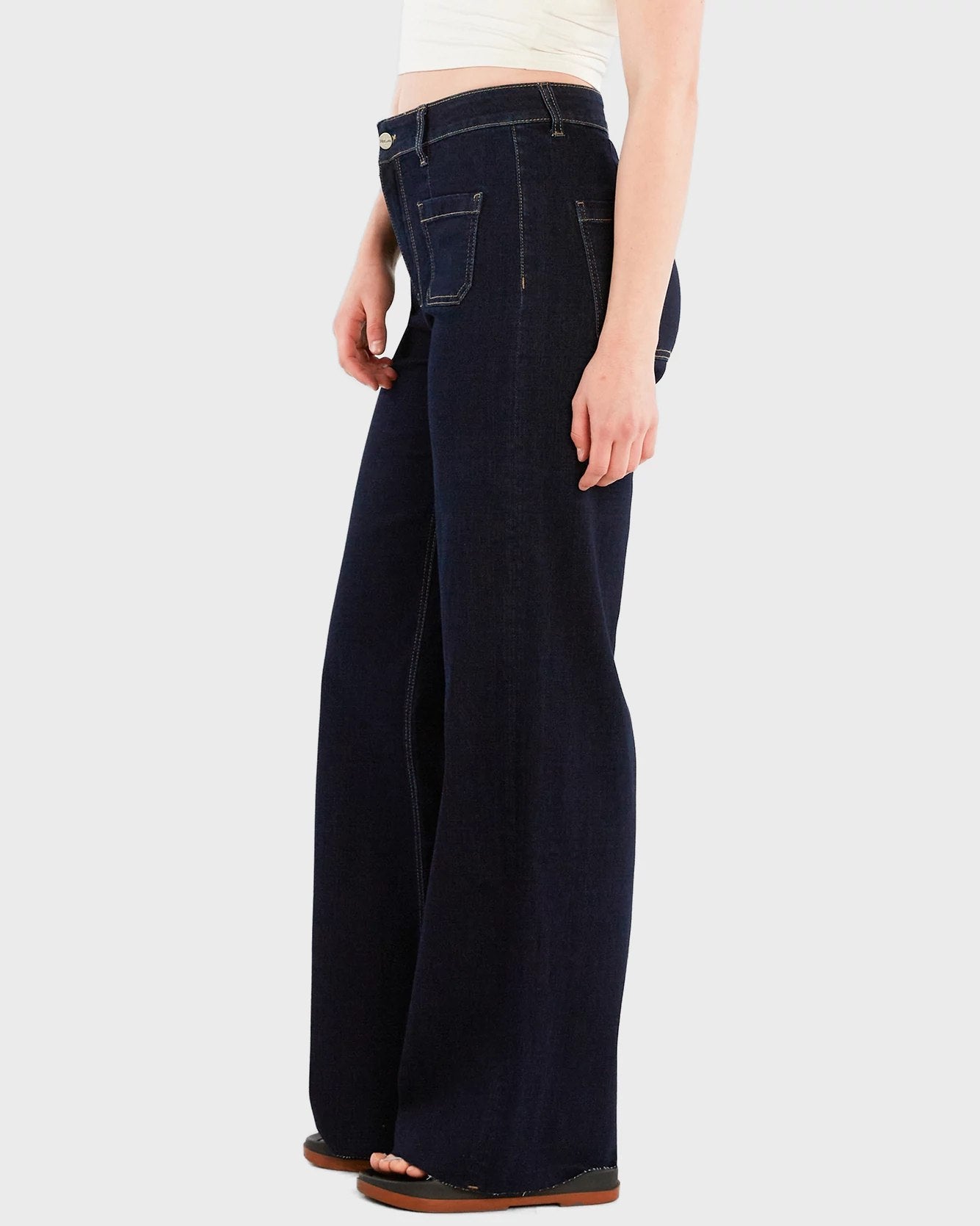 Patch Pocket Wide Leg Jeans
