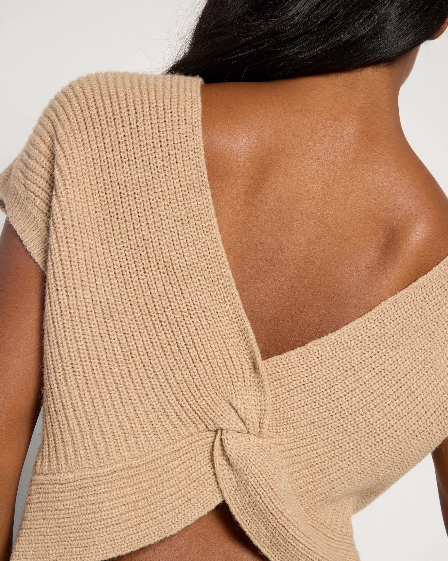 Short Sleeve Twist Back Pullover