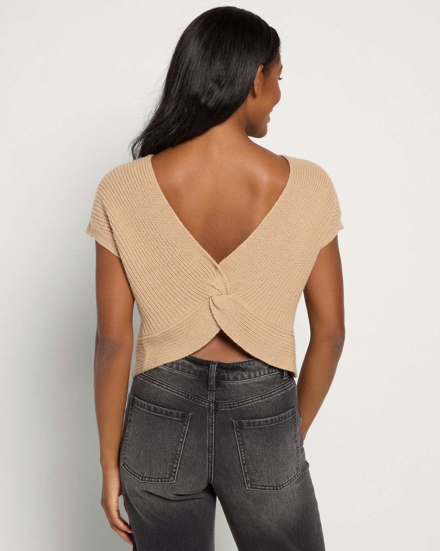 Short Sleeve Twist Back Pullover