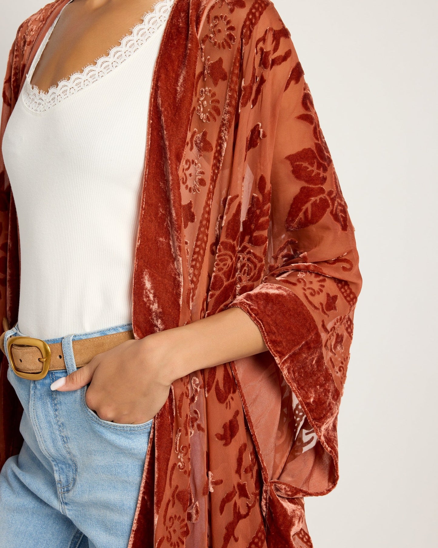 Velvet Mesh Tapestry Tassel Kimono