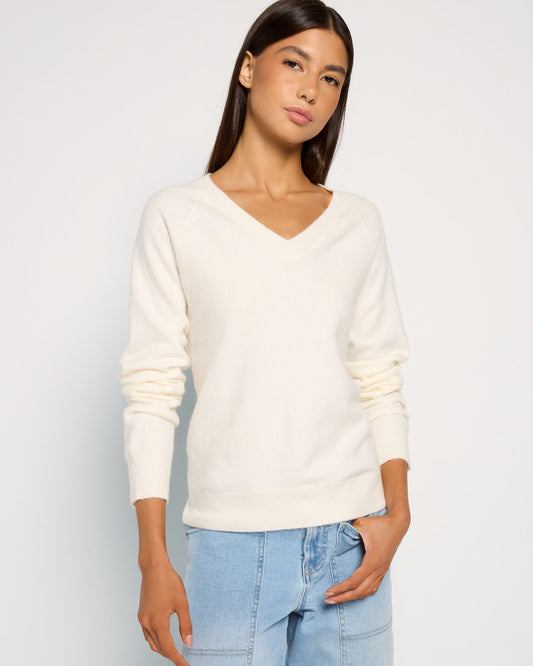 V-Neck Pullover